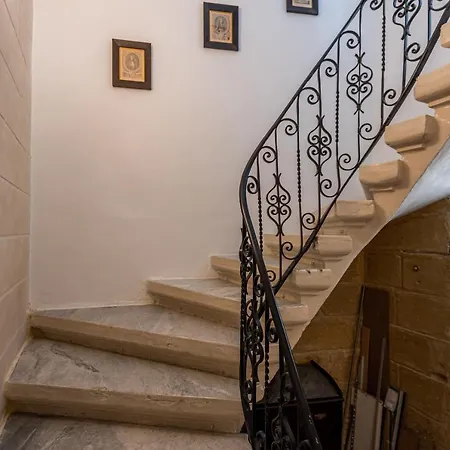 Harbour Heights דירה